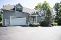 Magnificent Six Bedroom Ogunquit Estate - Pet Friendly!