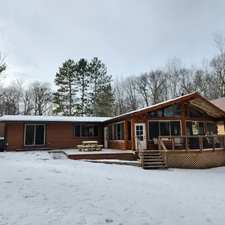 Lake Nokomis cabin