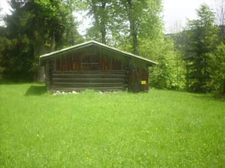 Comfortable large apartments, centrally located, surrounded by nature, friendly Отели в г. Фархант