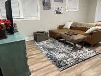 Entire house Spacious & Clean for 9.  Close To Everything! with WiFi Hotels in Hazel Park