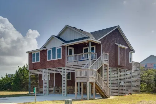 New construction home short walk to the beach!