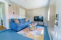 'Casa Playa' Two Unit Beach House a block from the beach.