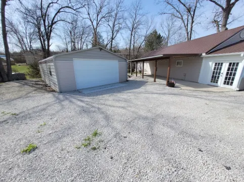 Mark Twain lake getaway at Blue Lagoon!