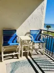 Indies House Sought After Beachfront Condo w Pool near shopping and restaurants Hotels in Ormond Beach