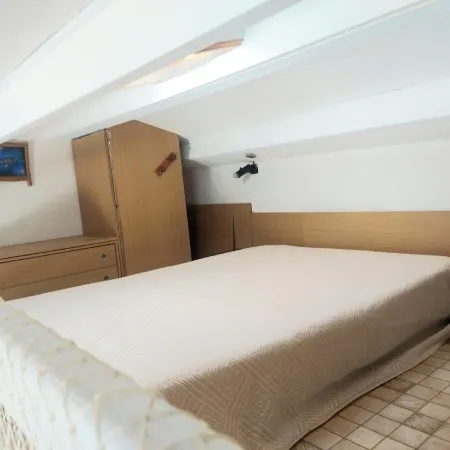 Joli Appartement à Cargèse Avec vue sur mer et Coucher de Soleil Отели в г. Каржез