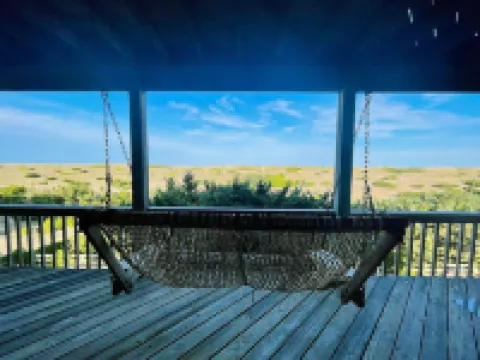 Dune Haus ~ Lovely Oceanfront Cottage Private Cape Hatteras Beach HotTub Lift