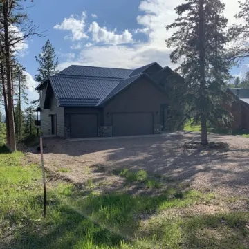 Newly built cabin In the heart of the Black Hills