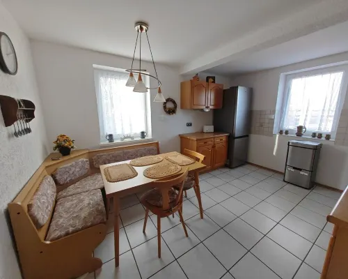 O1 - Gemütliches 70 qm Apartment 格拉芬沃爾酒店