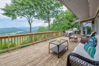 Come to Relax, Hike, and Bike w/Amazing Views - 3 Min to Brevard!