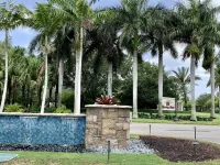“Splendor” Condo Spring Run Bundled Golf Comm w Beach Amenity, Bonita Springs Hotels in Estero