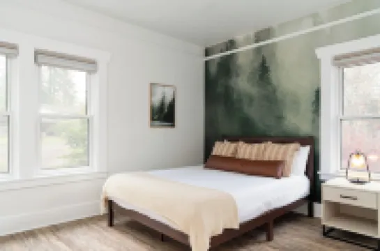 𓇻 Elegant Forest Retreat 𓇻 Starlink, Gourmet Coffee, Outdoor BBQ