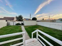 Home Theatre with King Bed