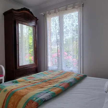 Bungalow located 500m from the port of Trévignon