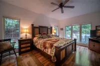 Cozy Family Mountain Home in Seven Springs