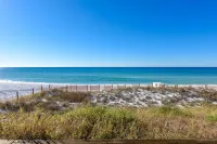 Steps Away From White Sugar Sand Beaches~crystal Clear Beautiful Emerald Water