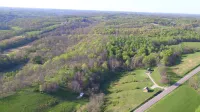 Romantic getaway in Southeastern Ohio.  Family and pet friendly.