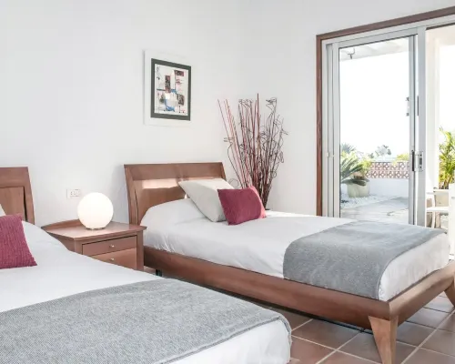 Mirador de Palm-Mar, outdoor Jacuzzi, Ocean Sunset views,1Gb WiFi Hotels in Palm-Mar