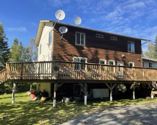 The Moose Is Inn Rental Hotels in Cohoe