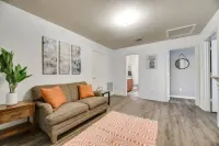 Spacious Farmhouse  Townhome*Walk to AT&T Stadium*