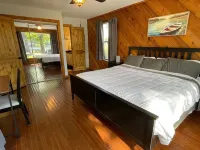 Beautiful Lakefront Home  - 4BR/3BA - Huge Lot! - 400ft of bulkhead - Boathouse