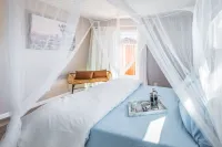 Mystical Oasis: *HOT TUB* Walk to Town | Closest To Park