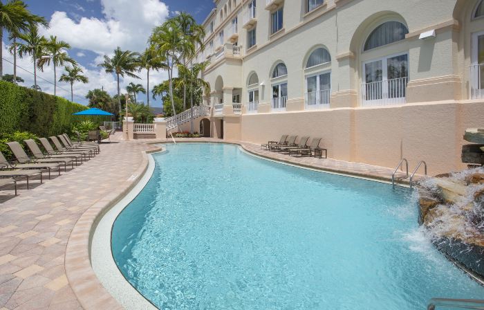 Hilton Naples