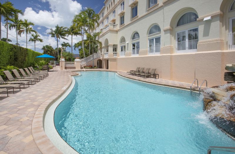 Hilton Naples photo 2