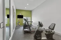 Spark by Hilton San Antonio Dominion - Gym