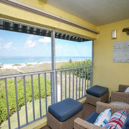 Direct Beachfront Gulf with Amazing Views