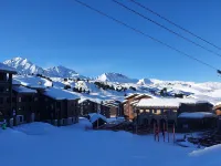 Apartment belle plagne residence agate, ski in, ski out Hotel a Macot-La-Plagne