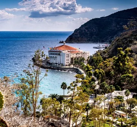 Spacious Hamilton Cove Condo With Golf Cart Included.