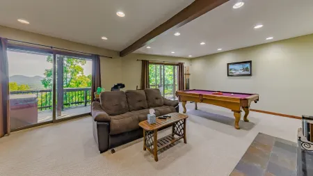 Stunning Asheville Home w/ Hot Tub, Pool Table, Sleeps 12, 6 Miles from Downtown