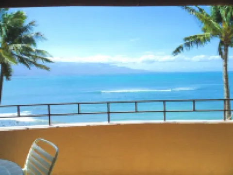 Ocean Front with Spectacular View