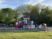 Beach and Golf House Hotels in Sheboygan