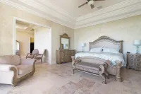 Welcome to Sandy Bridge Luxury Beachfront Home - บูติค