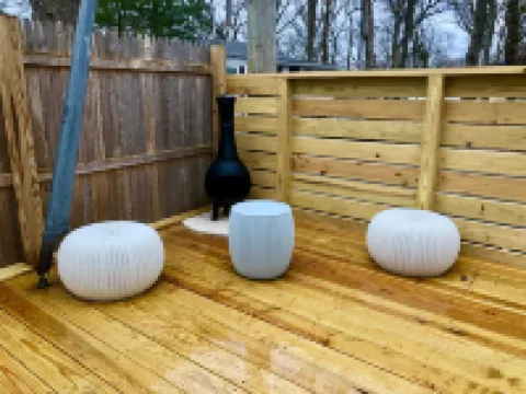 Renovated Cozy Chic North Fork Cottage, steps away from the Beach & Wine Trail!!