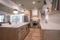 New Construction! 1 Block from Downtown