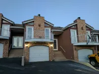 Relax & Recharge at 3Br/2BA Cedar City Condo Near Parks, Shakespeare Fest, Suu