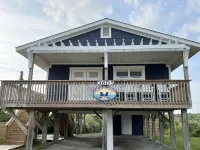 Waterfront Soundside Cottage with Private Dock - Steps to the Beach! Sleeps 4.