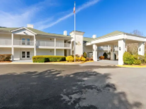 Quality Inn Fayetteville Near Historic Downtown Square Hotels in Fayette County