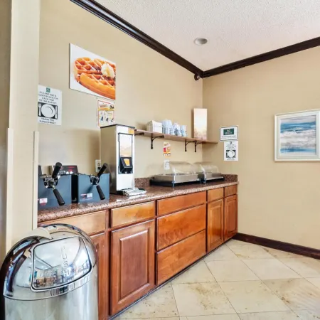 Quality Inn and Suites Seabrook - NASA - Kemah
