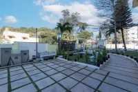 Treebo Premium Emerald Dove Hotel a Yelegiri