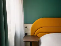 Ibis Styles Brugge Centrum Hotels near Bruges Train Station