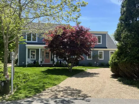 The Costal Corner - Martha's Vineyard