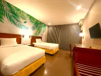 GOLDEN SEASON HOTEL Hotels in Samarinda