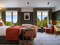 The Fitzwilliam Hotel Dublin Hotels near RHA School