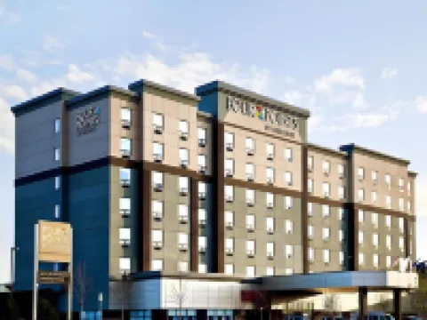 Four Points by Sheraton Calgary Airport 캘거리 호텔
