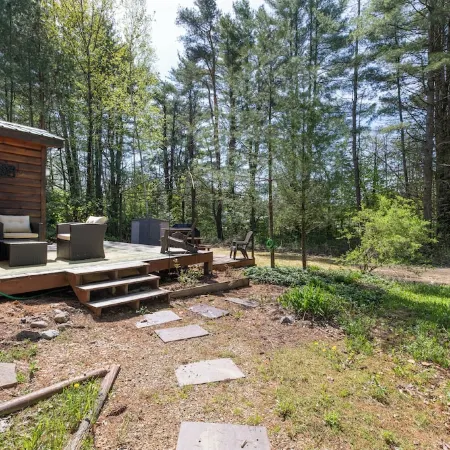 Modern Treetop Log Cabin in the Heart of Schroon Lake