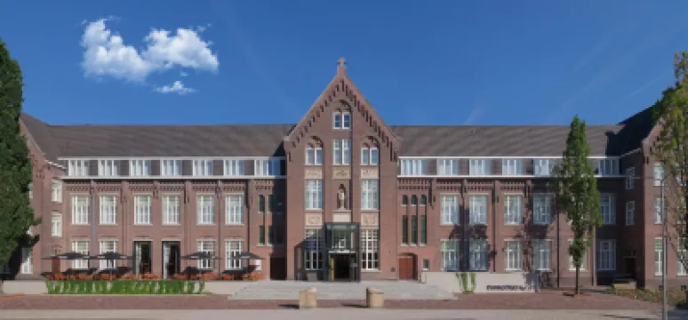 DoubleTree by Hilton Sittard Отели в г. 