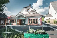Das Salvator Iris Porsche Landhotel Hotels in Treibach-Althofen